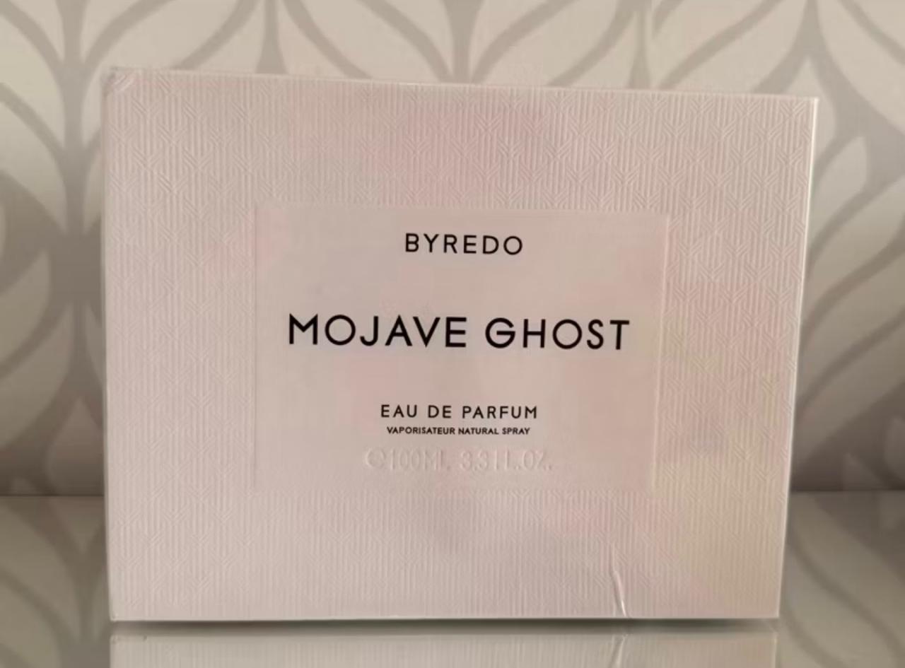 Frasco do perfume Byredo Mojave Ghost