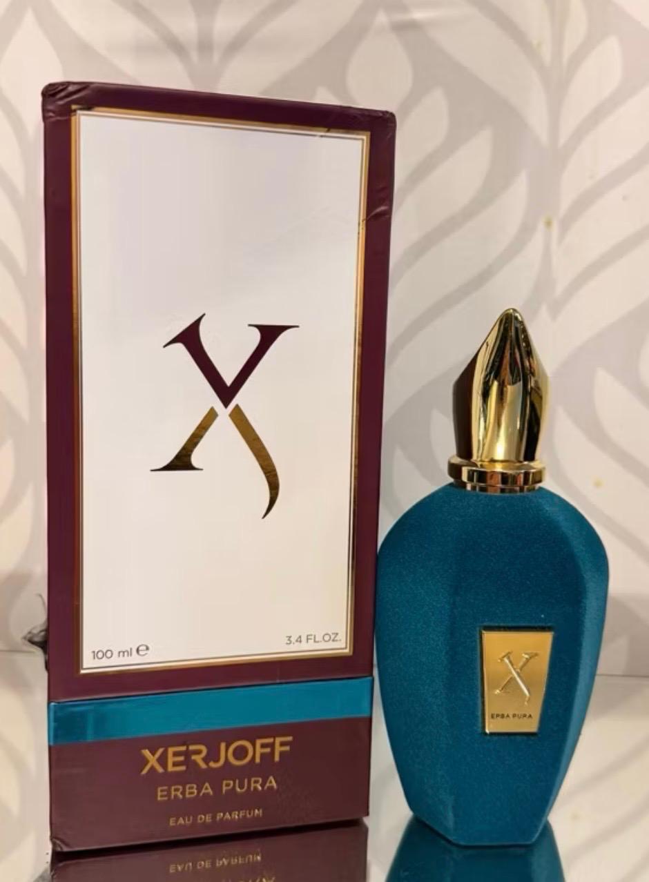 Frasco do perfume Xerjoff Sospiro Erba Pura