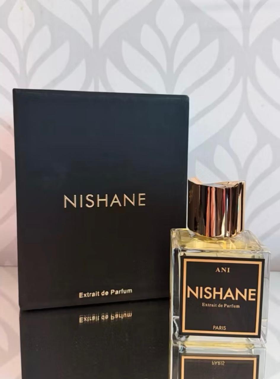 Frasco do perfume Nishane Ani
